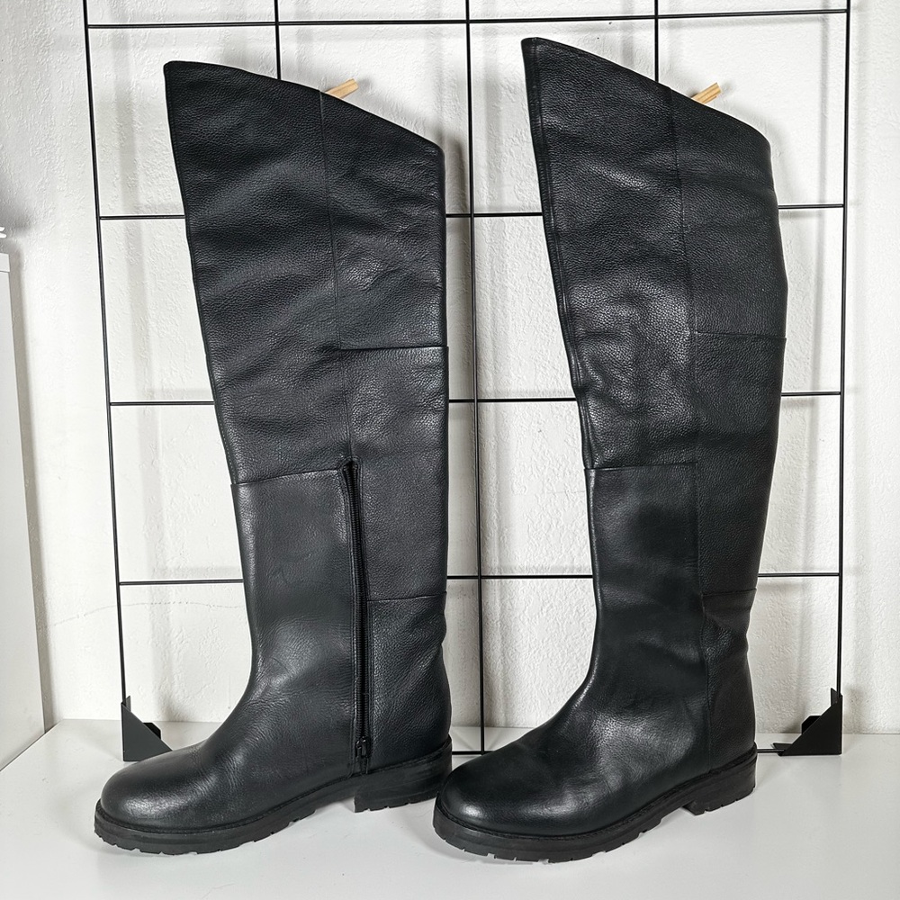 BLACK KNEE HIGH LEATHER BOOTS SIZE 8
